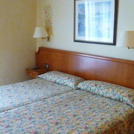 Regencia Colón Hotel Barcelona Quarto foto