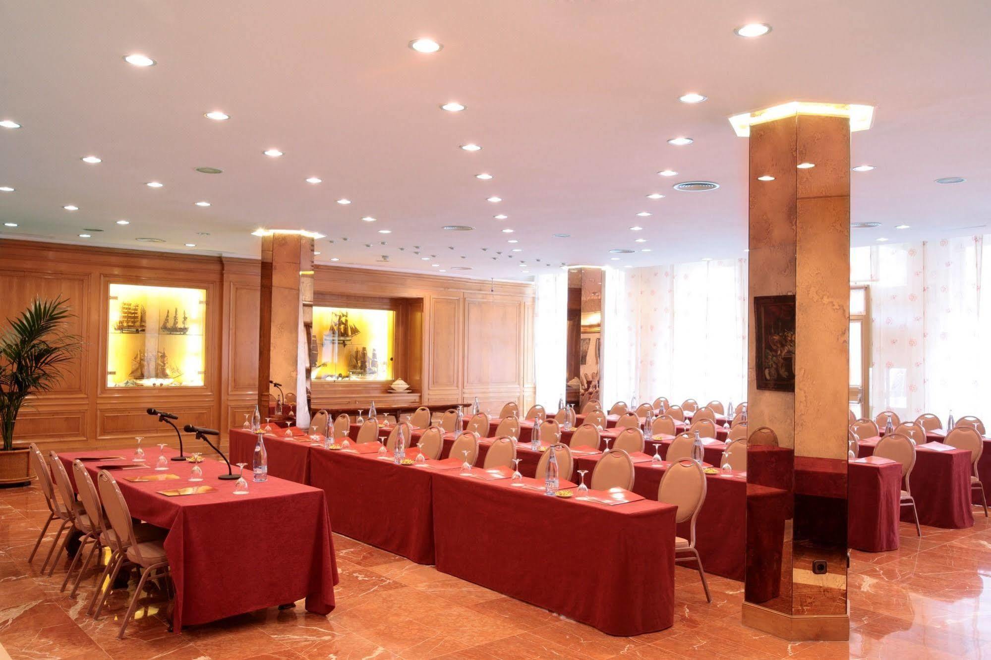 Regencia Colón Hotel Barcelona Exterior foto